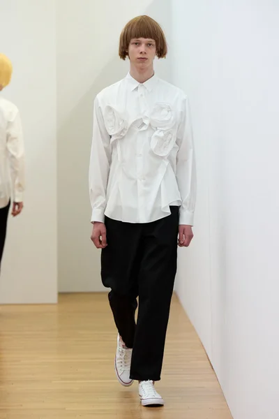 Look 26
